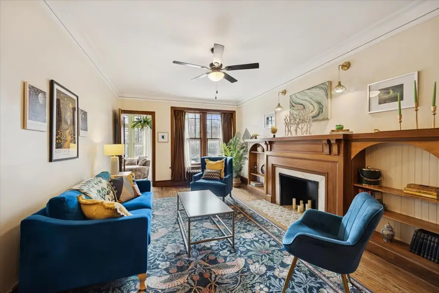 38 Washington Boulevard #1, Oak Park, IL 60302 - #3