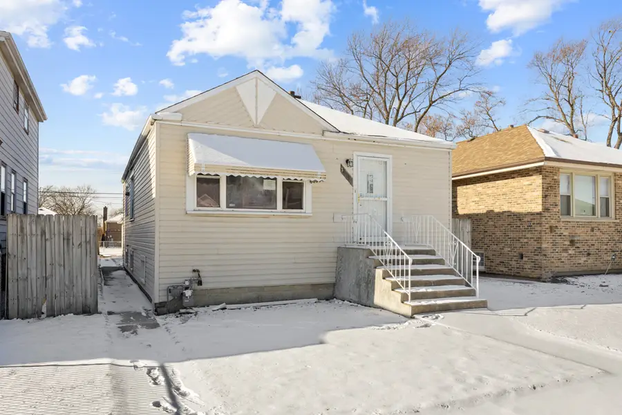 12338 S Elizabeth Street, Calumet Park, IL 60827 - Image #2
