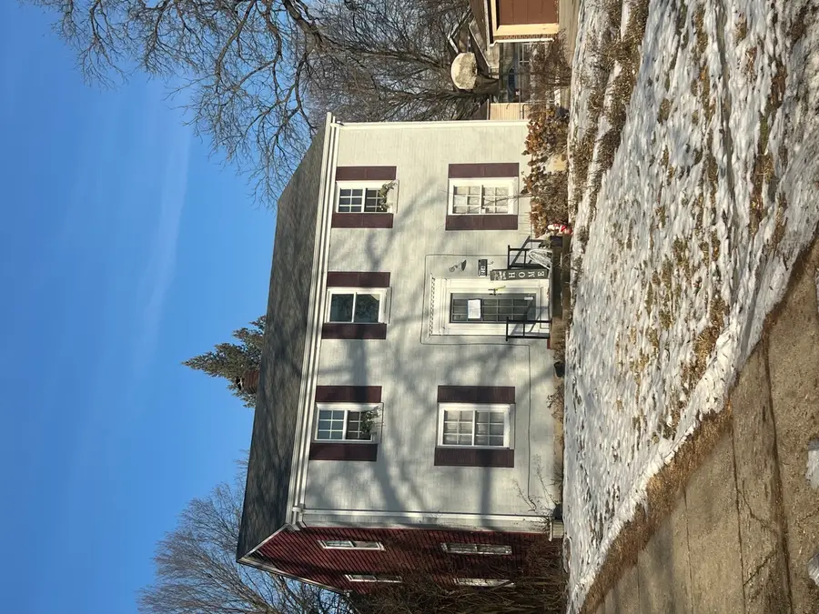 216 Robert Avenue, Rockford, IL 61107 - #3