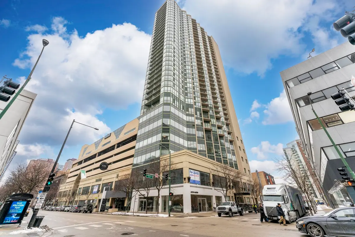 111 W Maple Street #3110, Chicago, IL 60610 - Image #1