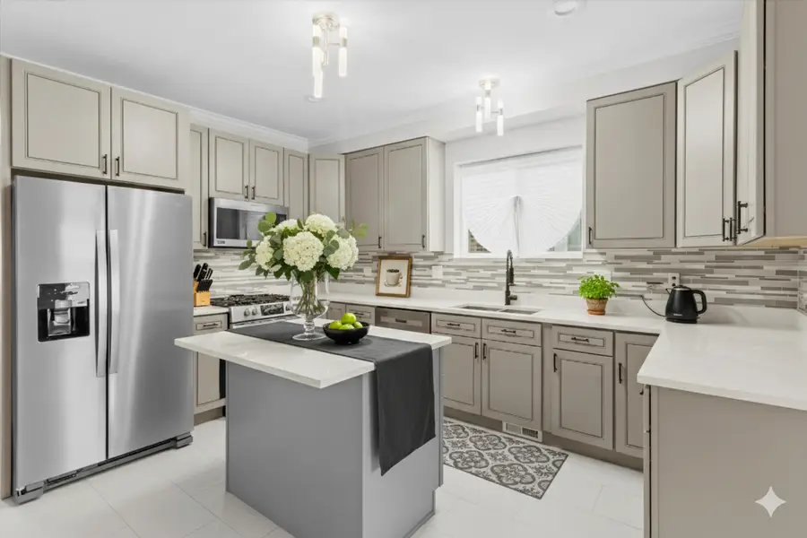 7646 S Wabash Avenue, Chicago, IL 60619 - #3