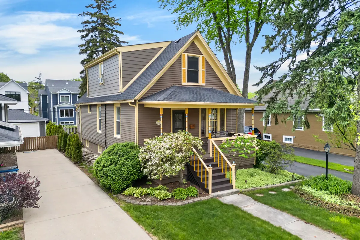 4725 Main Street, Downers Grove, IL 60515 - #1