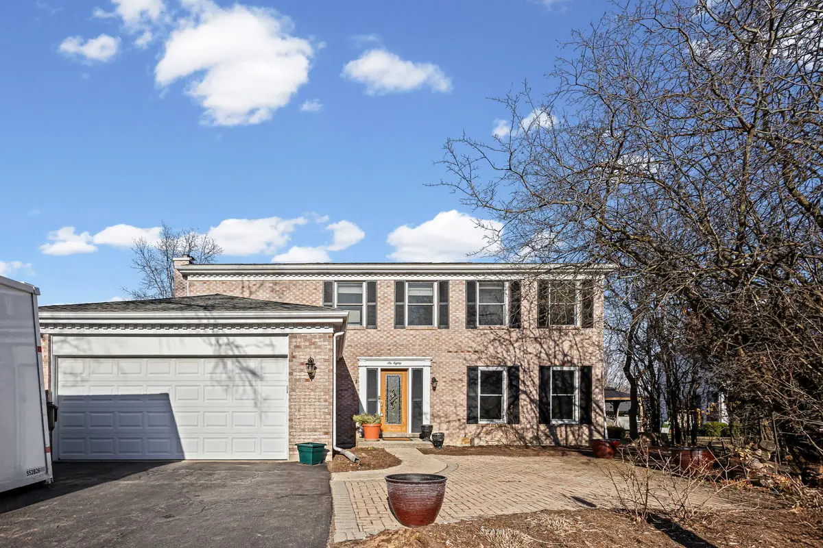 680 Lions Drive, Lake Zurich, IL 60047 - #1