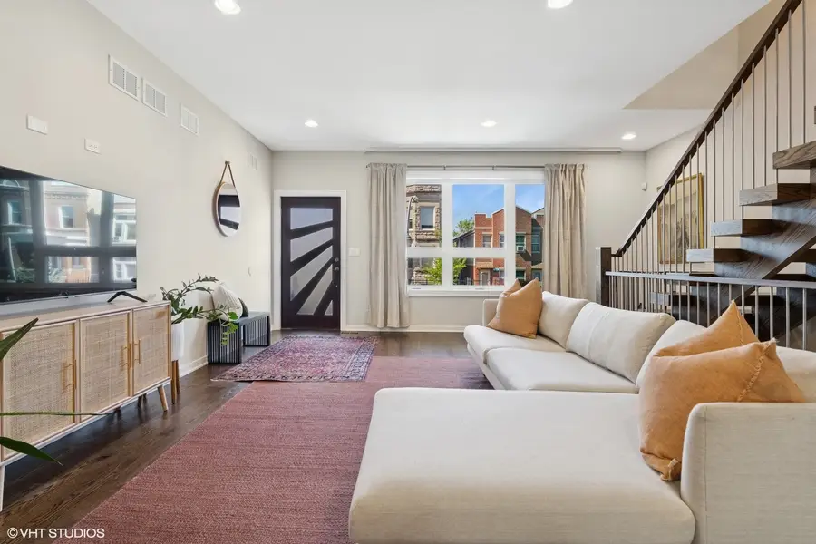 3331 W Crystal Street, Chicago, IL 60651 - #3