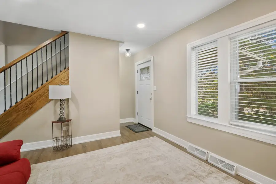 236 N West Road, Lombard, IL 60148 - Image #3