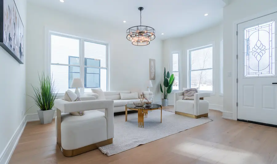 1014 N Princeton Avenue, Villa Park, IL 60181 - Image #2