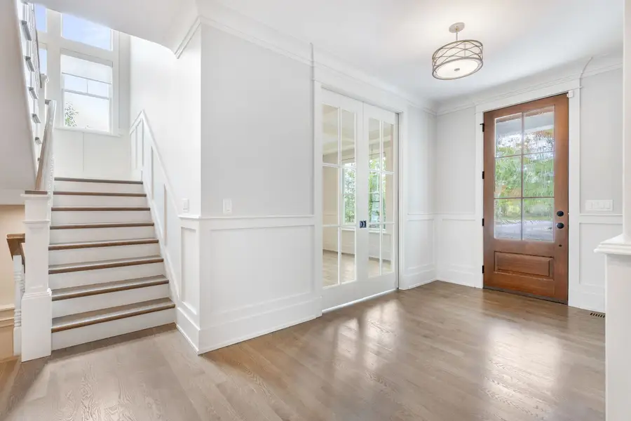 469 S Sunnyside Avenue, Elmhurst, IL 60126 - Image #3