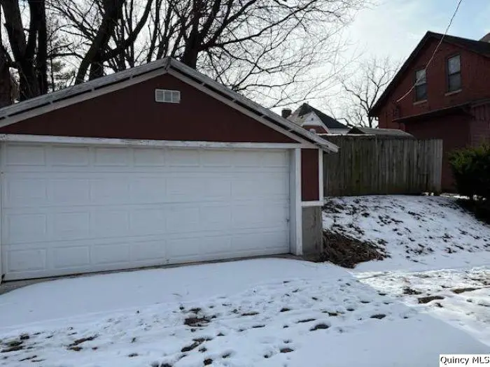 438 N 6th, Quincy, IL 62301 - #3