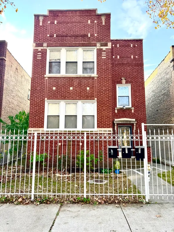 6228 N Artesian Avenue, Chicago, IL 60659