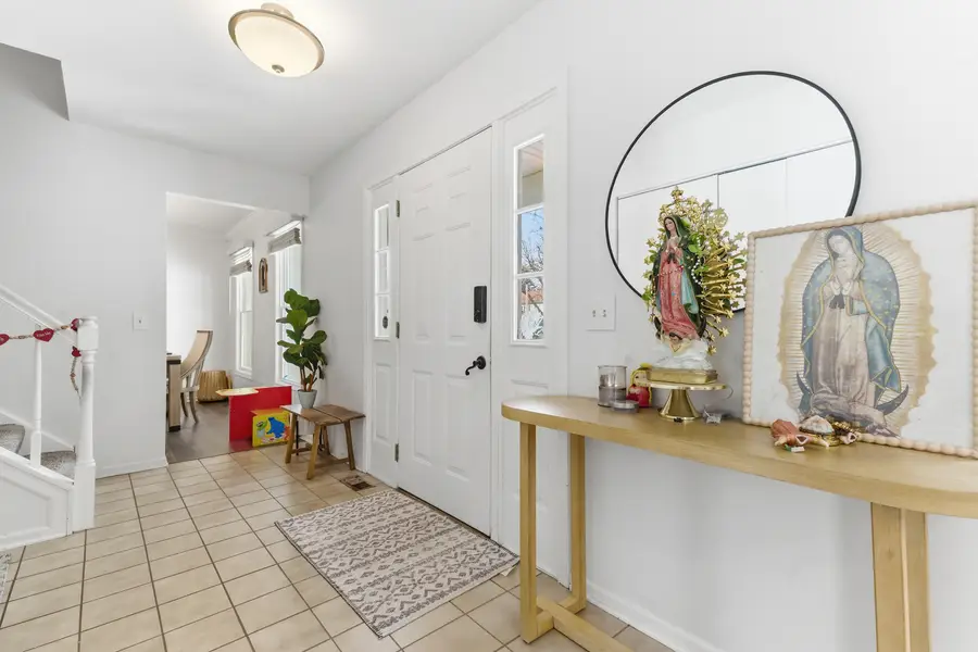 2001 Madison Avenue, Gurnee, IL 60031 - #2