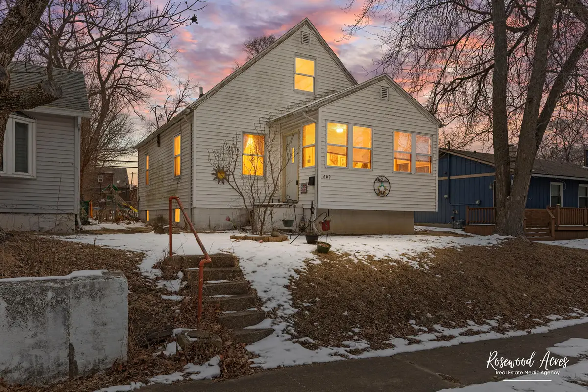 609 S Monroe Street, Streator, IL 61364 - #1