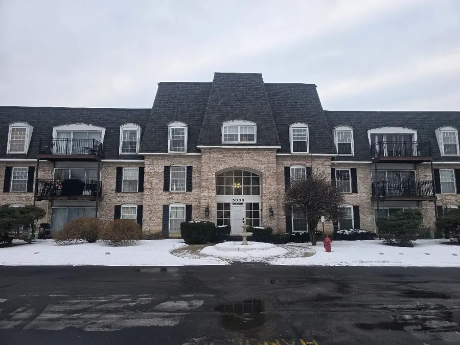 5000 Carriageway Drive #305, Rolling Meadows, IL 60008 - Image #2
