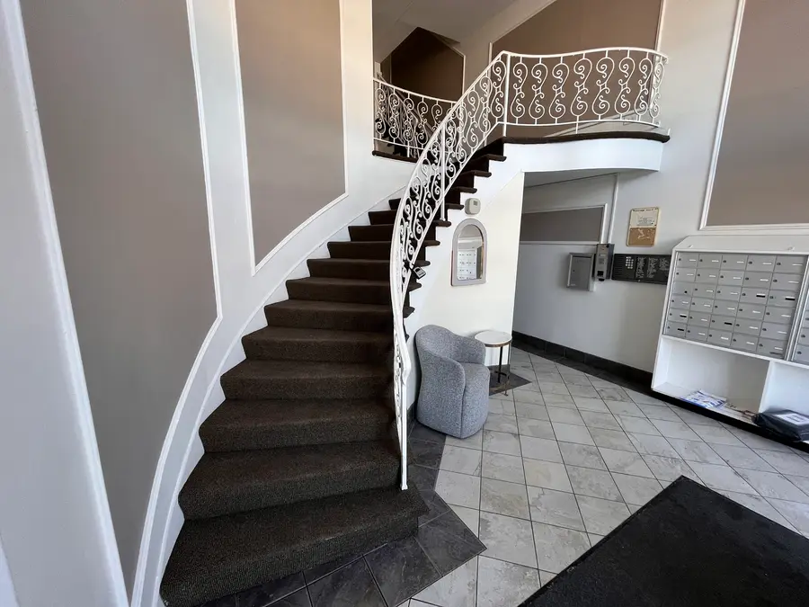 5000 Carriageway Drive #305, Rolling Meadows, IL 60008 - Image #3