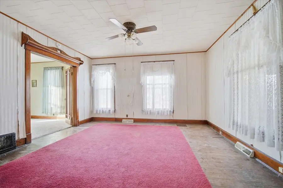 410 N Main Street, Leroy, IL 61752 - #3