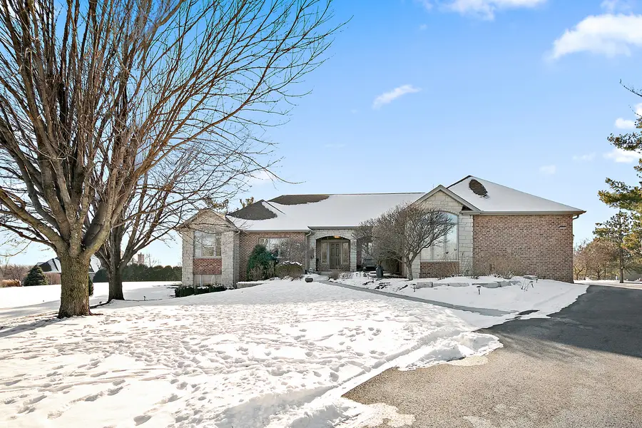 17966 S Hunt Club Drive, Mokena, IL 60448 - Image #2
