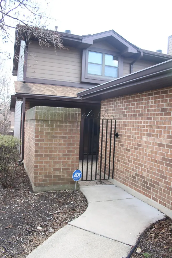 15 Indian Trail Drive #15, Westmont, IL 60559 - #1