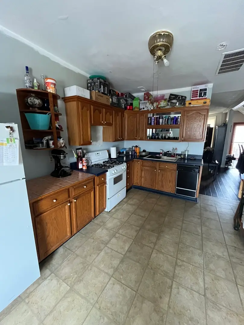 3914 N Christiana Avenue, Chicago, IL 60618 - #2