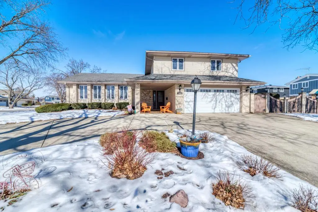 1030 W Kendall Terrace, Addison, IL 60101 - Image #1