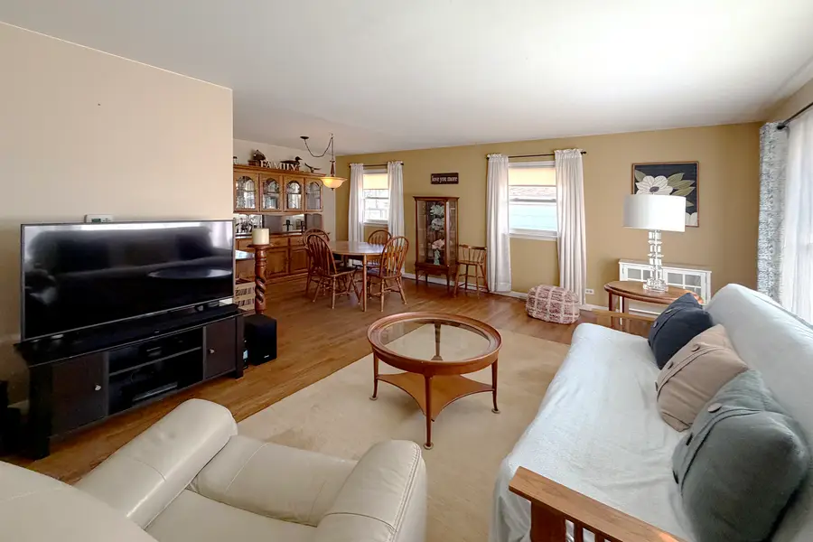 62 Mayer Avenue, Wheeling, IL 60090 - #3