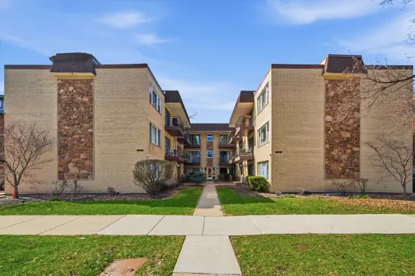 4340 N Keeler Avenue #1F, Chicago, IL 60641