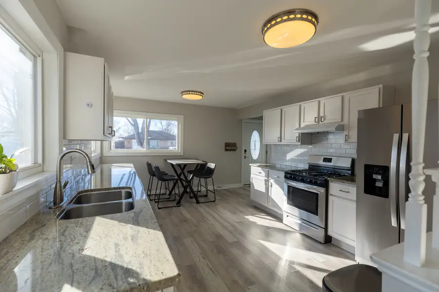 10850 Claridge Avenue, Westchester, IL 60154 - #2