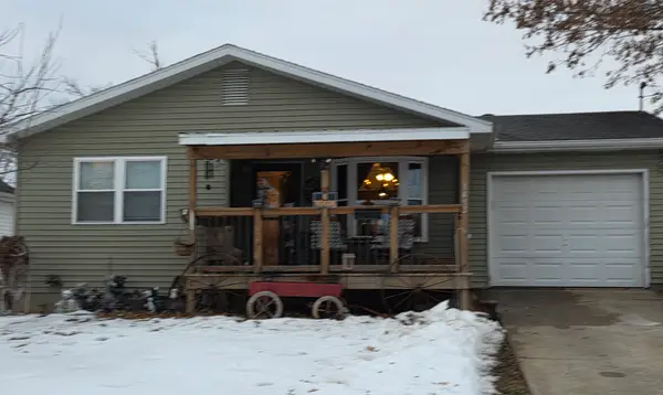 1413 S Mckinley Street, Harrisburg, IL 62946