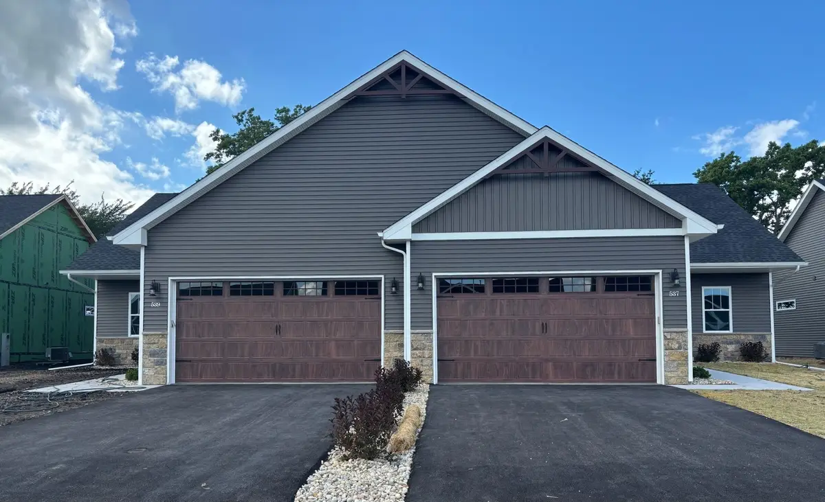 615 Anjali Court, Sycamore, IL 60178 - #1