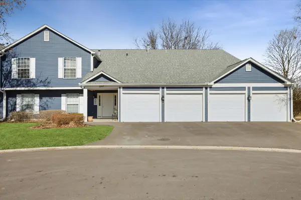 2245 Petworth Court #202C, Naperville, IL 60565