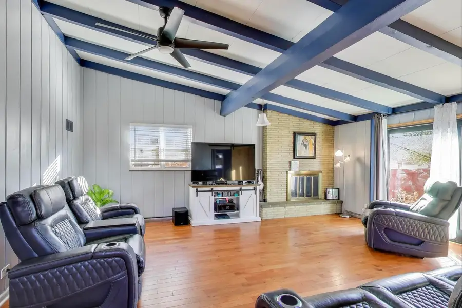 5935 W Henderson Street, Chicago, IL 60634 - Image #2