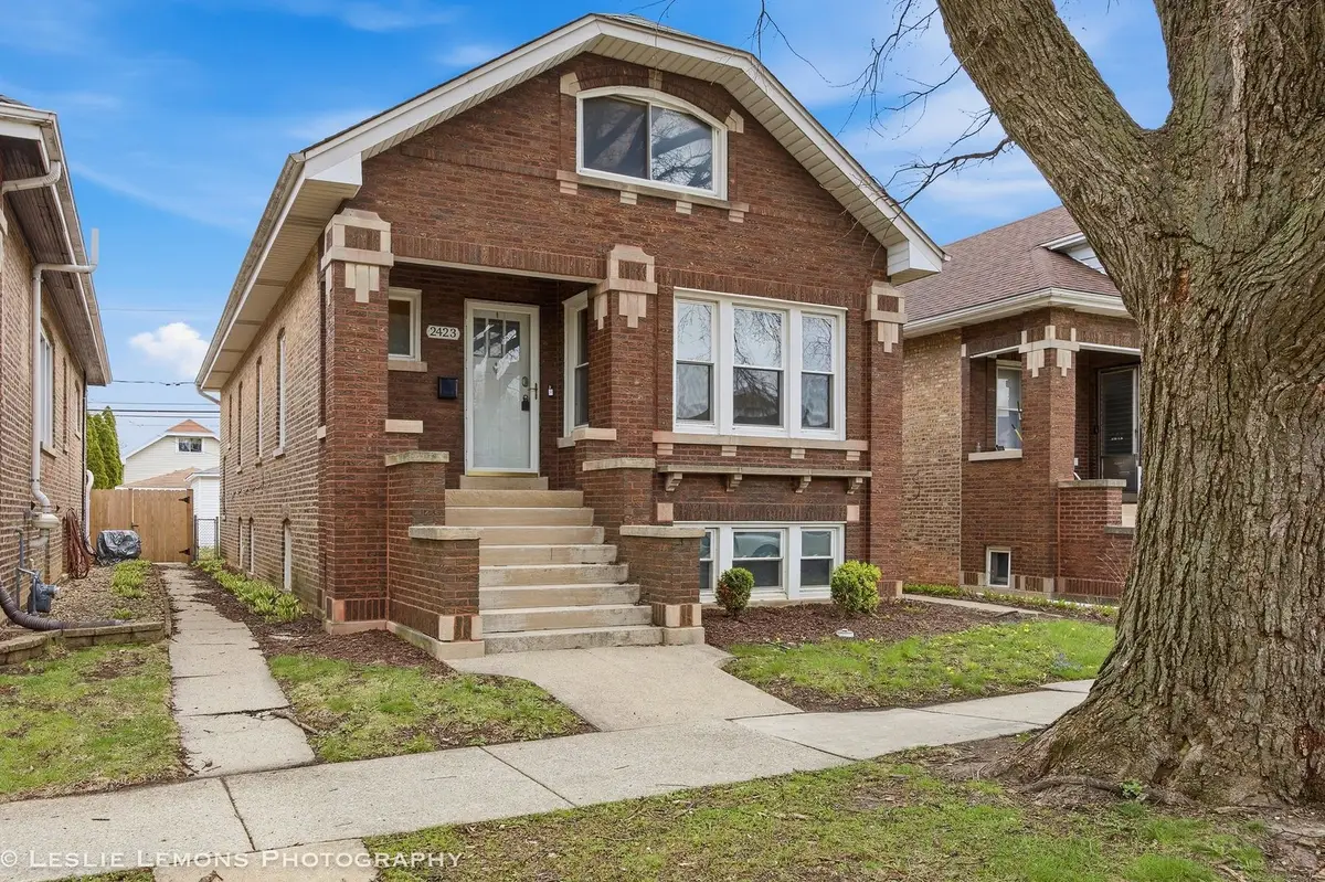 2423 Wesley Avenue, Berwyn, IL 60402 - #1