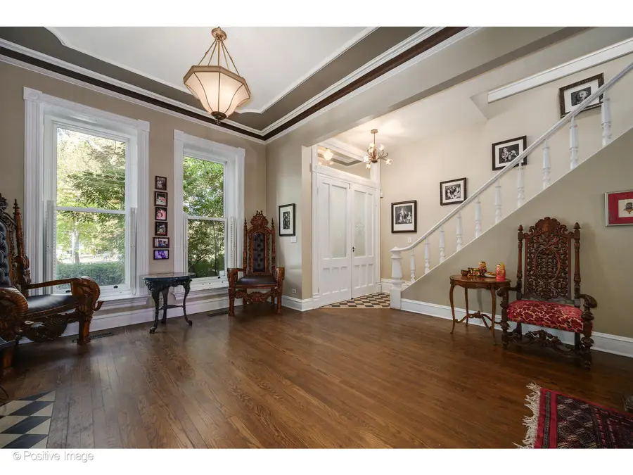 1957 W Schiller Street, Chicago, IL 60622 - Image #3