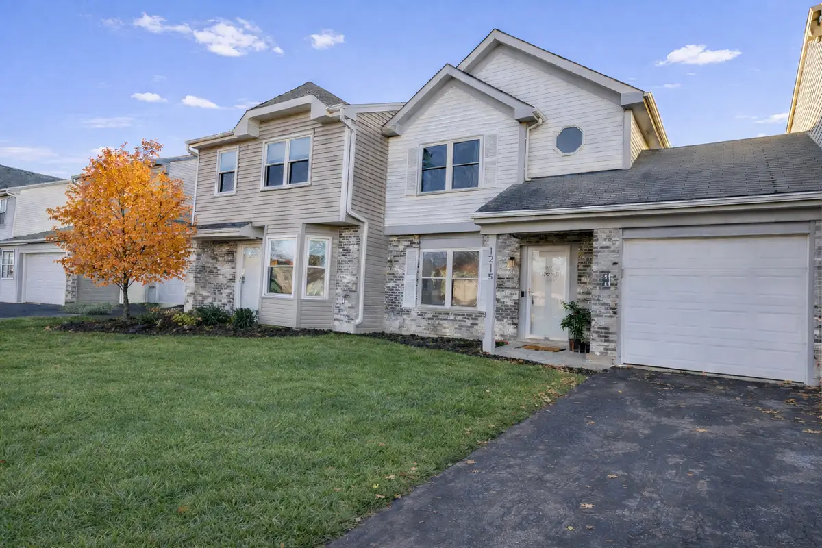 1215 Robin Drive, Carol Stream, IL 60188 - #1