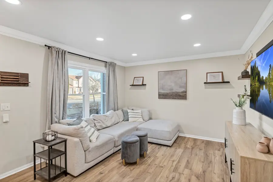 1215 Robin Drive, Carol Stream, IL 60188 - #3