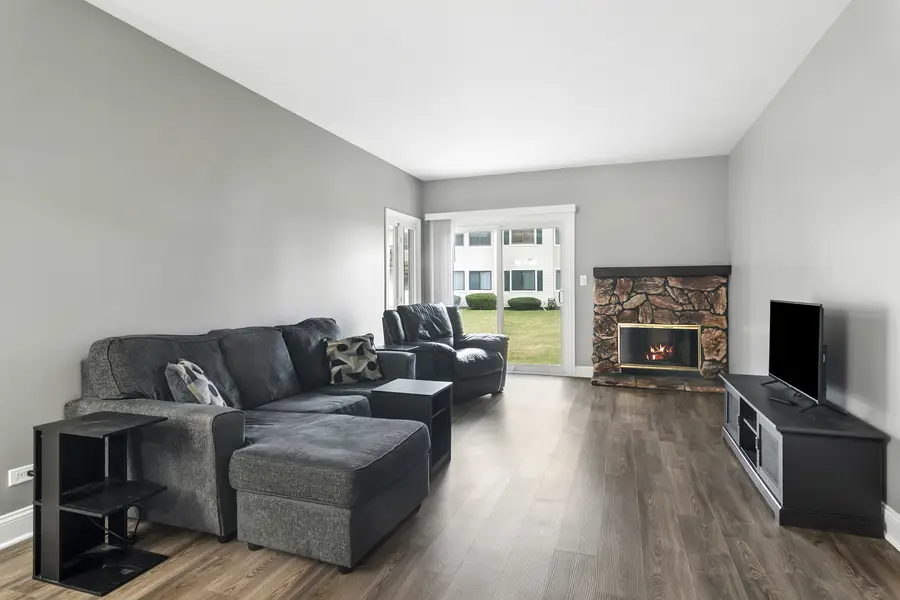 927 Hidden Lake Drive, Buffalo Grove, IL 60089 - #2