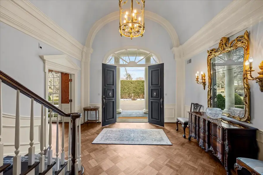 675 E Woodland Road, Lake Forest, IL 60045 - #3