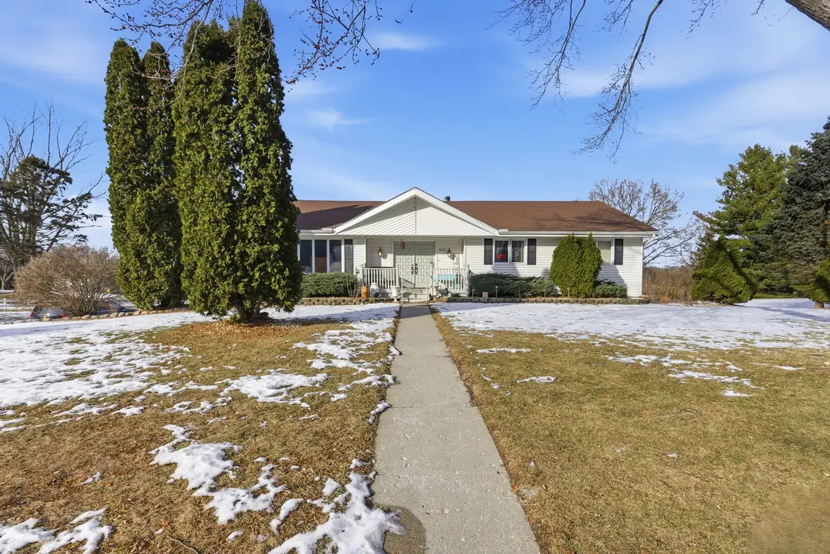 360 Knoll Road, Belvidere, IL 61008 - #1
