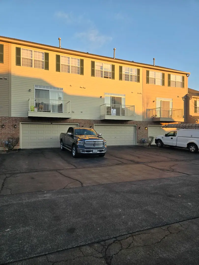 5220 Cobblers Crossing, McHenry, IL 60050 - #3