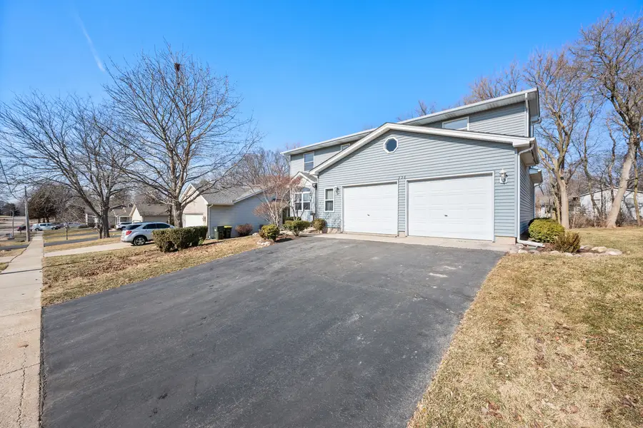 336 Panama Avenue, Hampshire, IL 60140 - #2