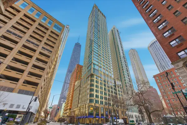 57 E Delaware Place #3904, Chicago, IL 60611