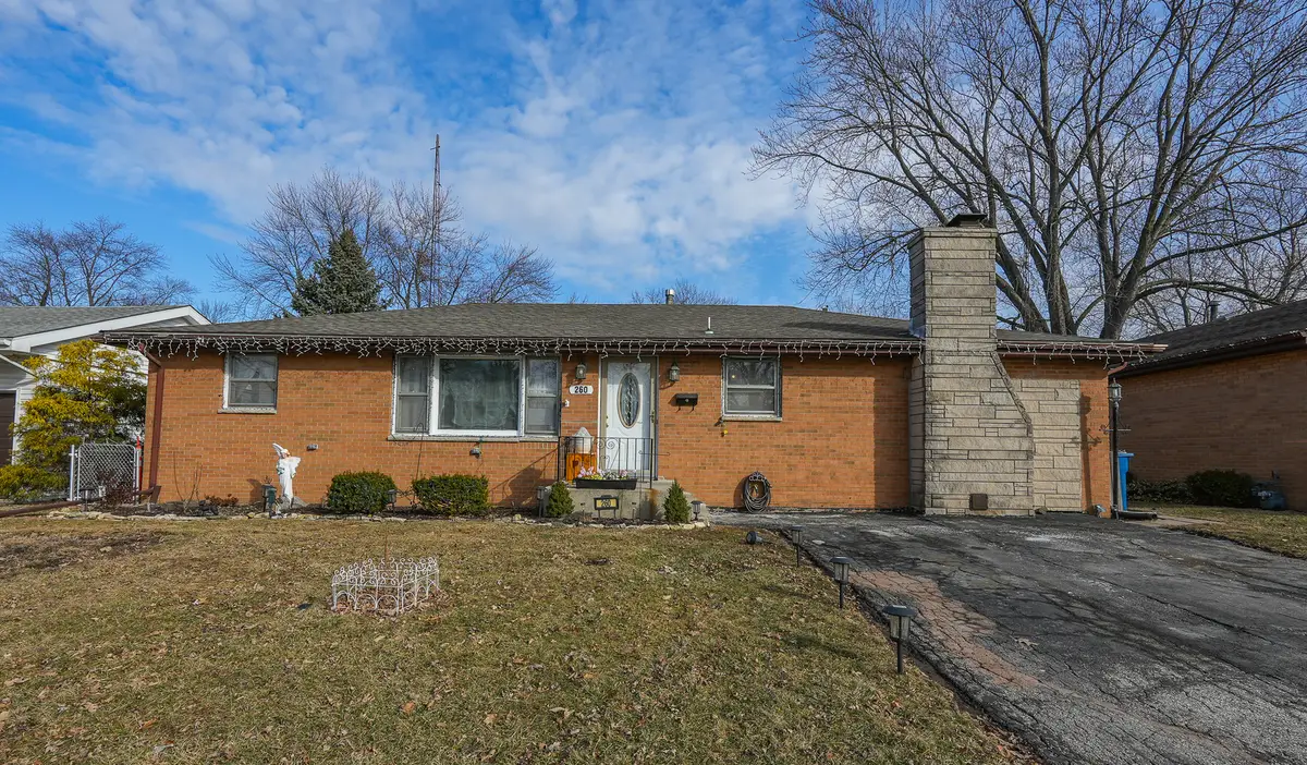 260 W Country Court, Bourbonnais, IL 60914 - #1