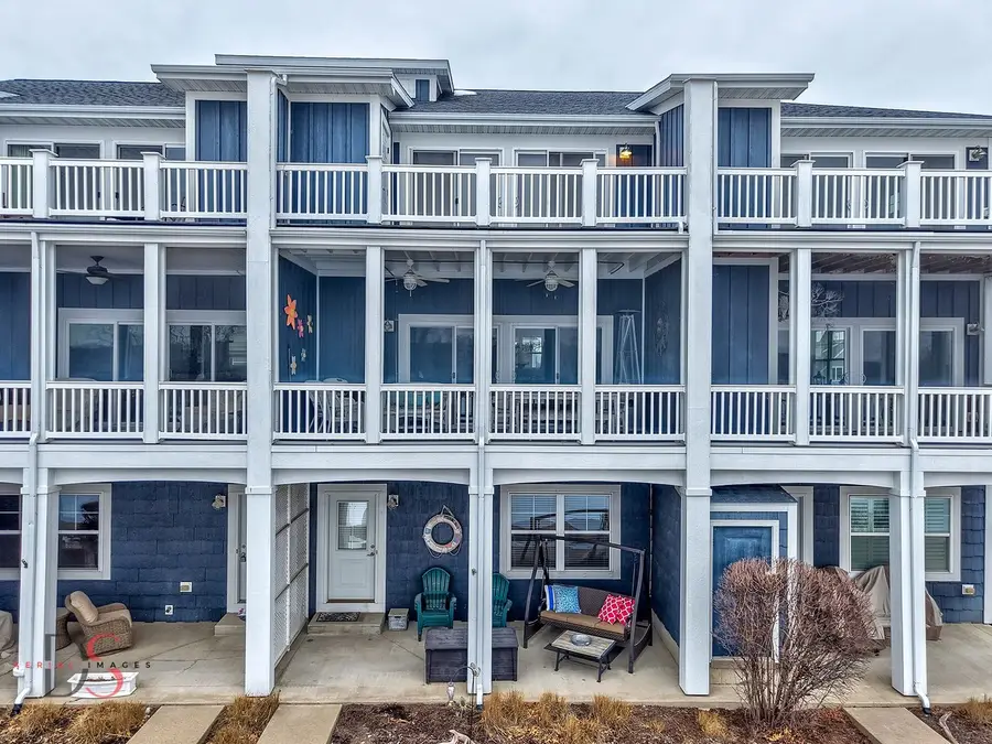 13 River Row, Ottawa, IL 61350 - #2