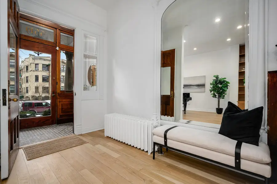 5519 S Cornell Avenue, Chicago, IL 60637 - Image #3