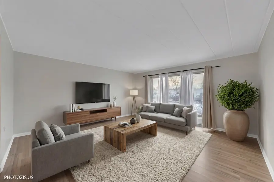 100 Deborah Lane #16A, Wheeling, IL 60090 - #2