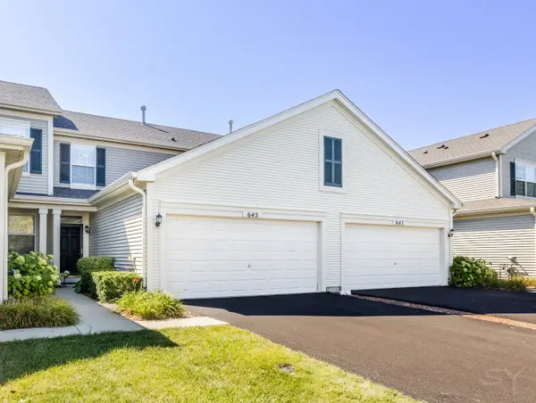 645 W Jonathan Drive, Round Lake, IL 60073