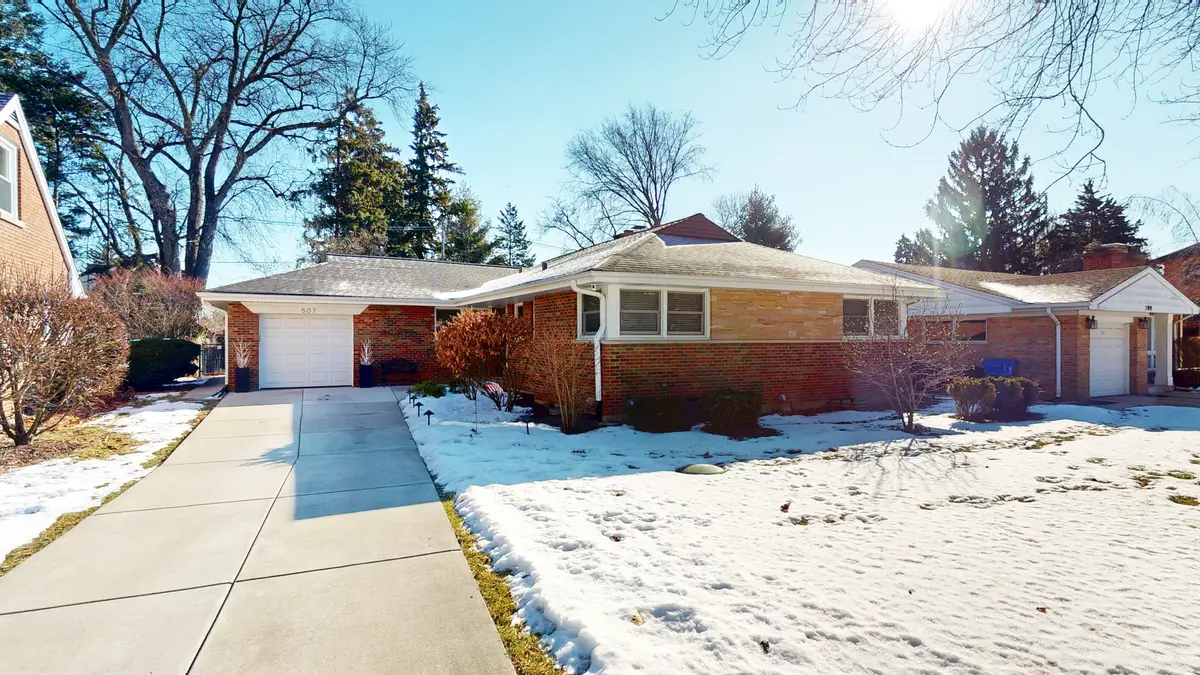 507 S I Oka Avenue, Mount Prospect, IL 60056 - #1