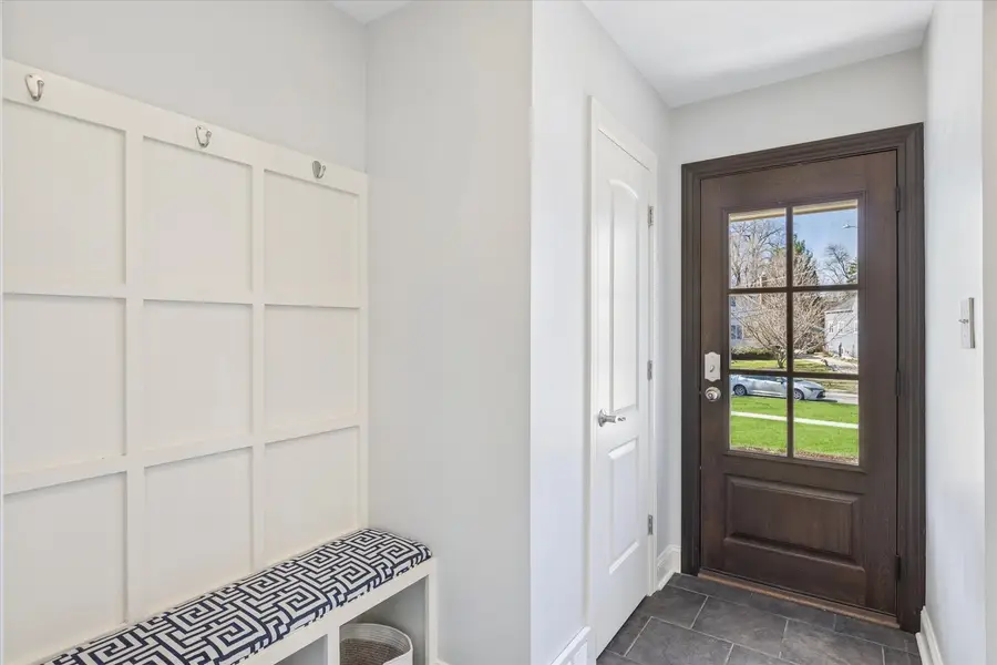 271 Sunset Avenue, Glen Ellyn, IL 60137 - #3