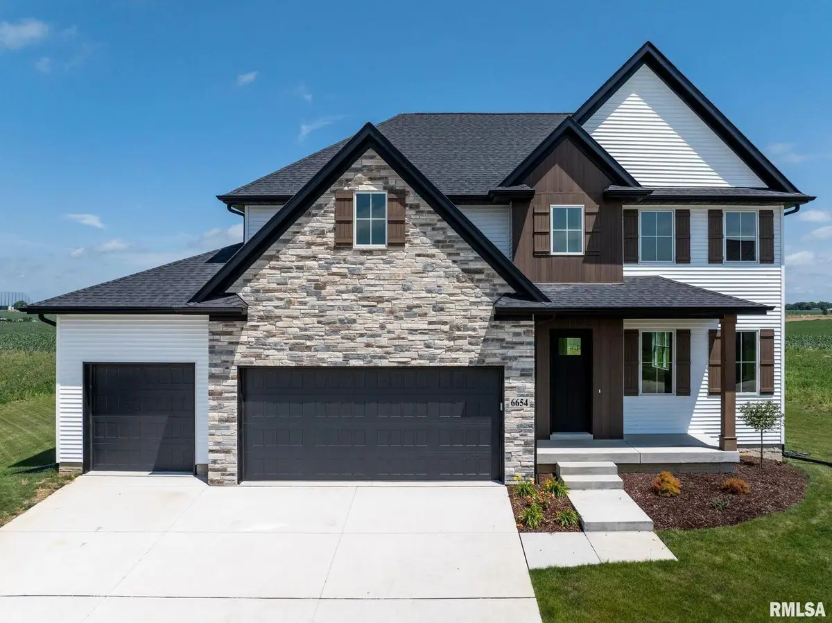 6654 Meghan Avenue, Bettendorf, IA 52722 - #1