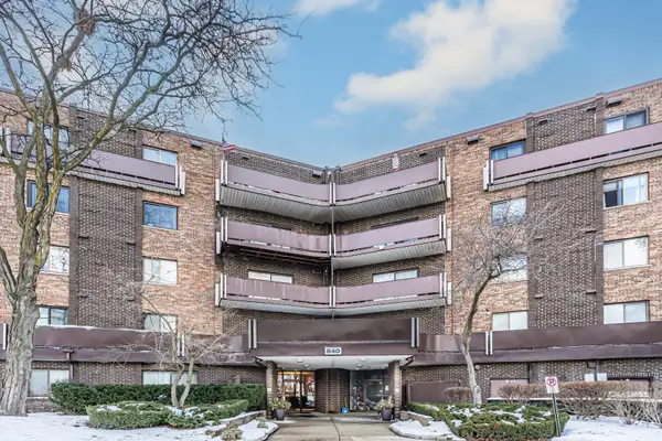 840 Wellington Avenue #108, Elk Grove Village, IL 60007