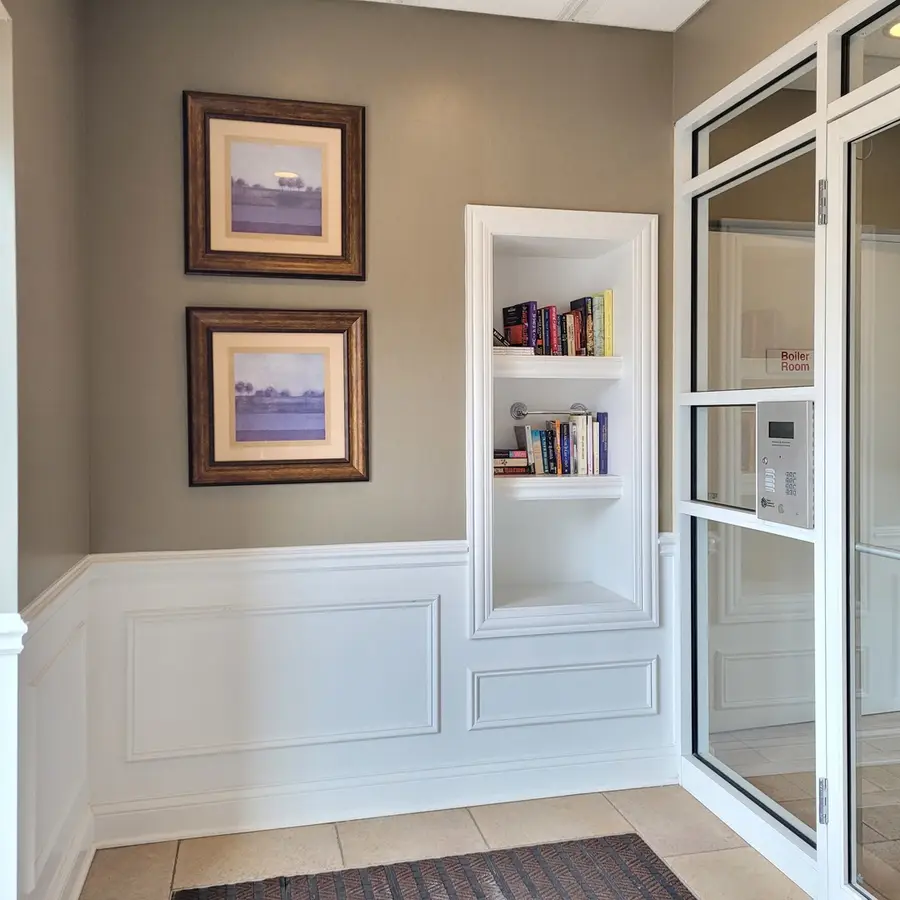 Address Withheld By Seller, Palatine, IL 60067 - #3