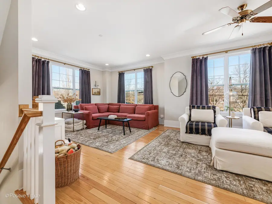 108 S Dee Road #1, Park Ridge, IL 60068 - #3